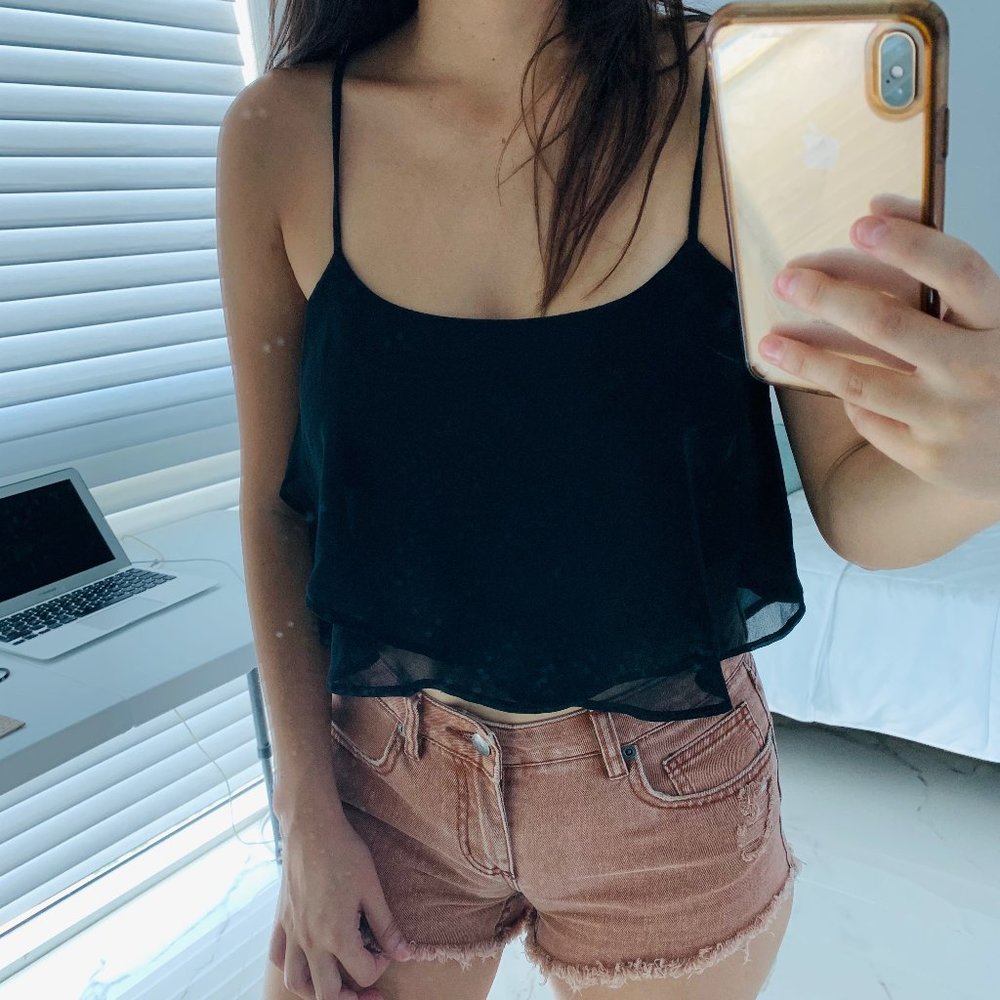 Black crop top Bershka